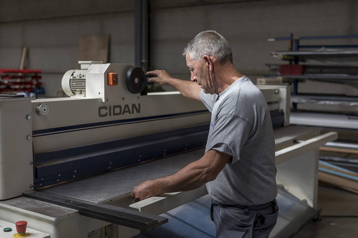 We assembleren al onze verandaâ€™s op maat in onze eigen productiehal in Peer.